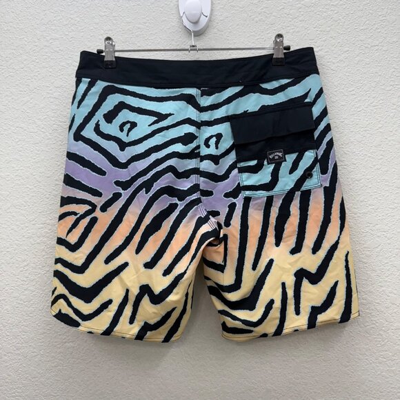 Billabong Recycler Sundays Pro Performance Stretch Boardshort Swim Trunk Mens 32 - Picture 6 of 9